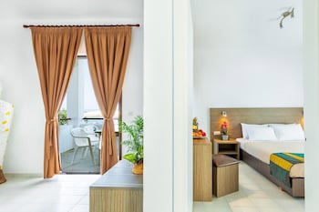 Xenios Dolphin Beach Hotel galeri fotoğrafı