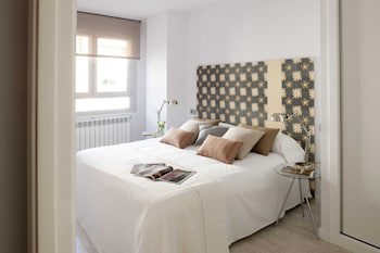 Eric Vokel Atocha Suites