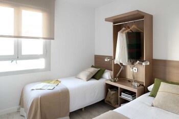 Eric Vokel Atocha Suites