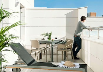 Eric Vokel Atocha Suites