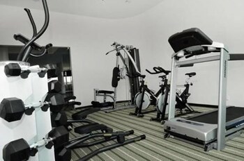 Holiday Villa Hotel & Suites