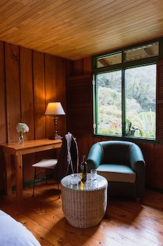 Trogon Lodge