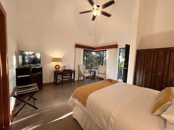Bolontiku Boutique Hotel