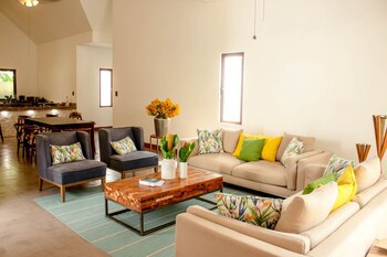 Bolontiku Boutique Hotel