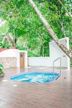 Bolontiku Boutique Hotel