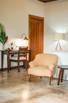 Bolontiku Boutique Hotel