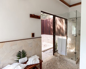 Bolontiku Boutique Hotel