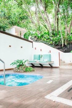 Bolontiku Boutique Hotel