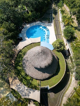 Bolontiku Boutique Hotel