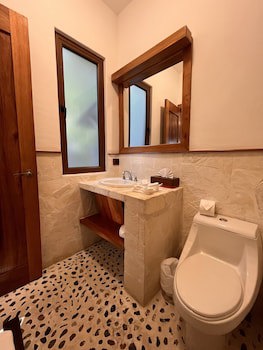Bolontiku Boutique Hotel