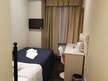 Central Hotel