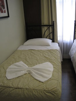 Central Hotel