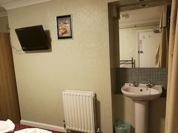 Central Hotel