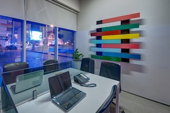 Hotel 72 Sharjah galeri fotoğrafı