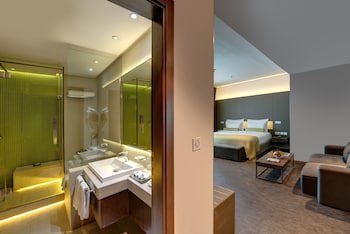 Hotel 72 Sharjah galeri fotoğrafı