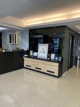 M Design Hotel At Pandan Indah
