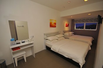 M Design Hotel At Pandan Indah
