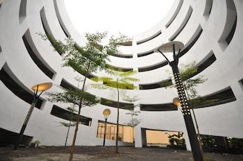 M Design Hotel At Pandan Indah