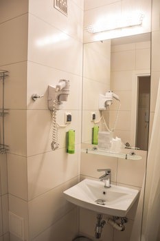 Kosmopolita Rooms