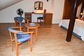 Kosmopolita Rooms