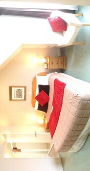 Bush Inn Court Motel