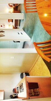Bush Inn Court Motel