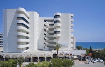 Epsilon Hotel Apartments fotoğrafı
