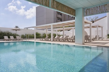 Epsilon Hotel Apartments fotoğrafı