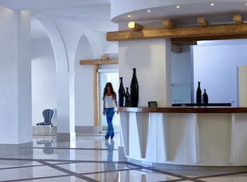 Epsilon Hotel Apartments fotoğrafı