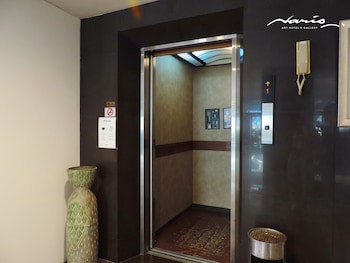 Naris Art Hotel