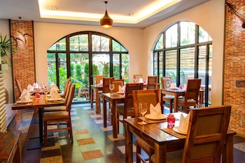 Apsor Palace Hotel