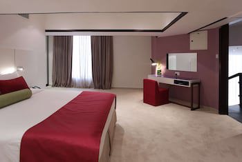 Ramada Hotel And Suites By Wyndham Dubai Jbr