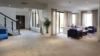 Ramada Hotel And Suites By Wyndham Dubai Jbr