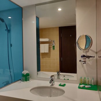 Ramada Hotel And Suites By Wyndham Dubai Jbr