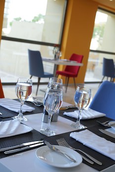 Ramada Hotel And Suites By Wyndham Dubai Jbr