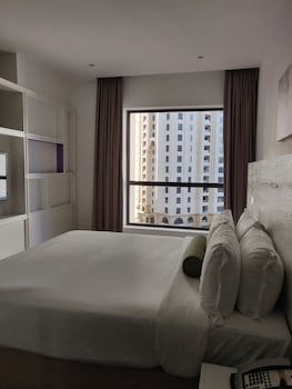 Ramada Hotel And Suites By Wyndham Dubai Jbr