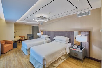 Ramada Hotel & Suites By Wyndham Dubai Jbr fotoğrafı
