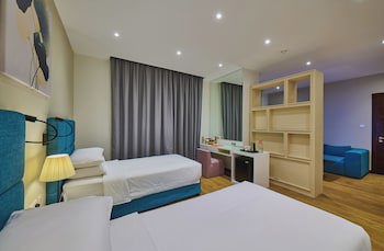 Ramada Hotel & Suites By Wyndham Dubai Jbr fotoğrafı