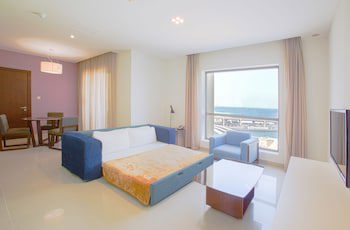 Ramada Hotel And Suites By Wyndham Dubai Jbr