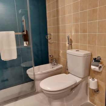 Ramada Hotel And Suites By Wyndham Dubai Jbr