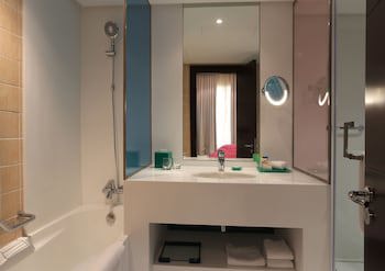 Ramada Hotel And Suites By Wyndham Dubai Jbr