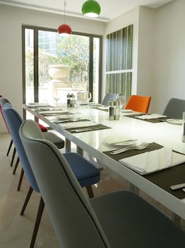 Ramada Hotel And Suites By Wyndham Dubai Jbr