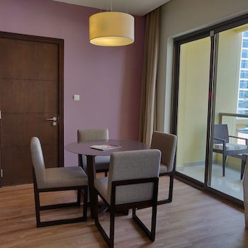 Ramada Hotel And Suites By Wyndham Dubai Jbr