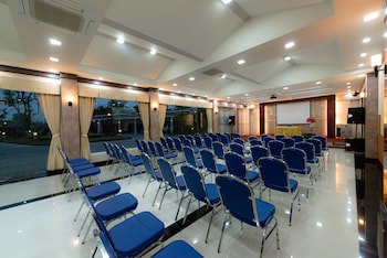 Martina Hotel