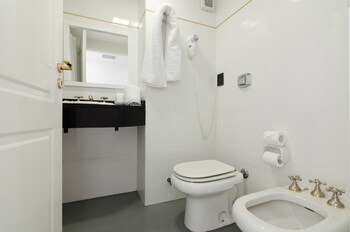 Cyan Recoleta Hotel