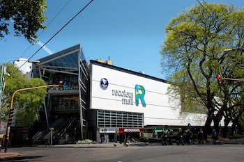 Cyan Recoleta Hotel