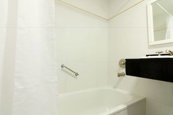 Cyan Recoleta Hotel