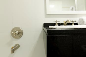Cyan Recoleta Hotel