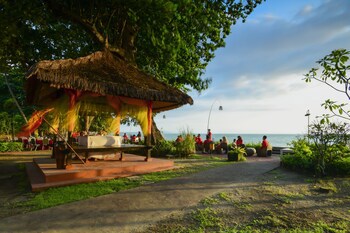 Aruna Senggigi