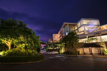 Aruna Senggigi